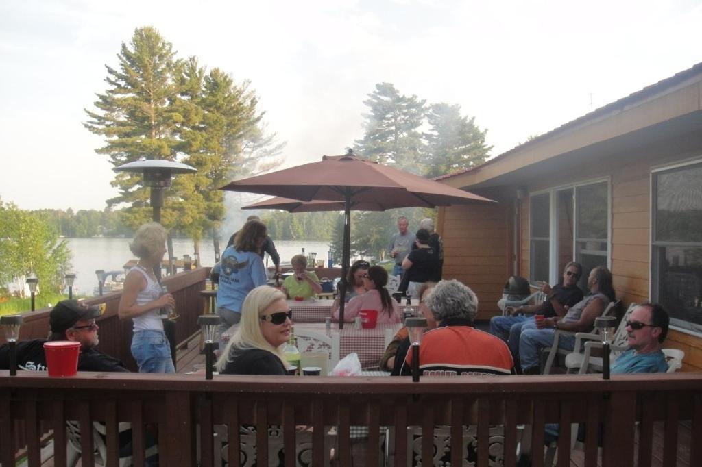 Hiawatha Lodge Inn Eagle River Dış mekan fotoğraf