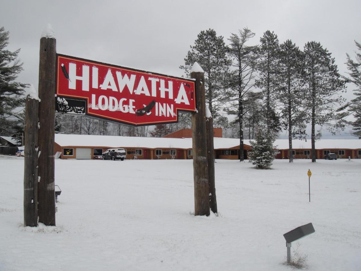 Hiawatha Lodge Inn Eagle River Dış mekan fotoğraf
