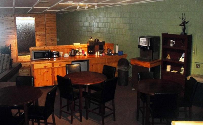 Hiawatha Lodge Inn Eagle River Dış mekan fotoğraf