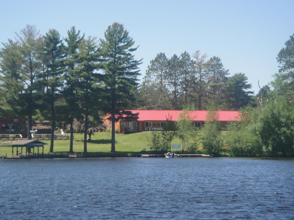Hiawatha Lodge Inn Eagle River Dış mekan fotoğraf