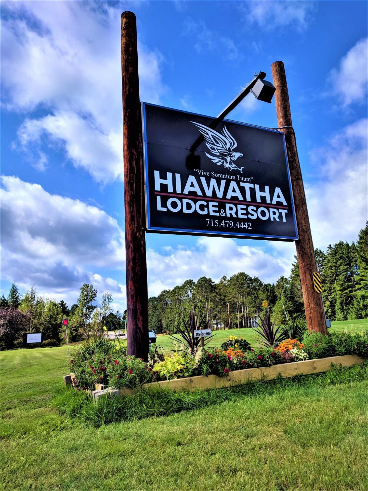 Hiawatha Lodge Inn Eagle River Dış mekan fotoğraf